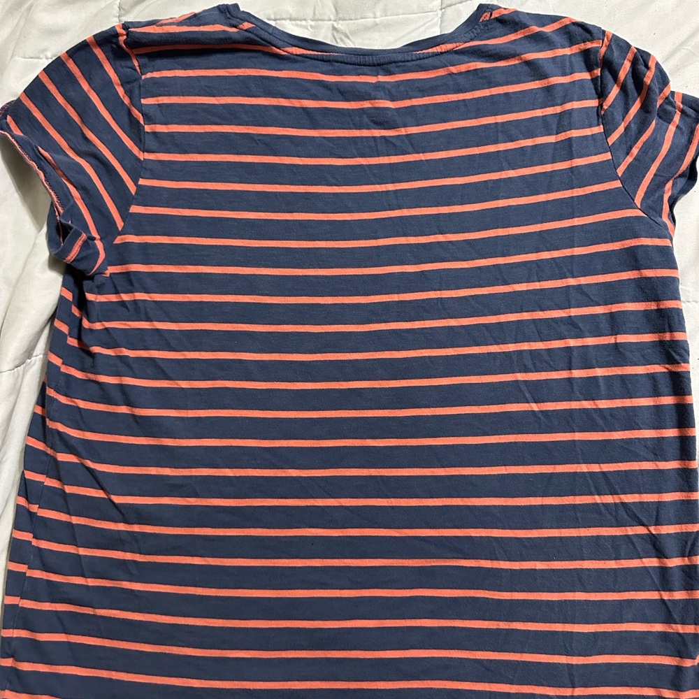 Universal Thread Shirt - Picture 3 of 3